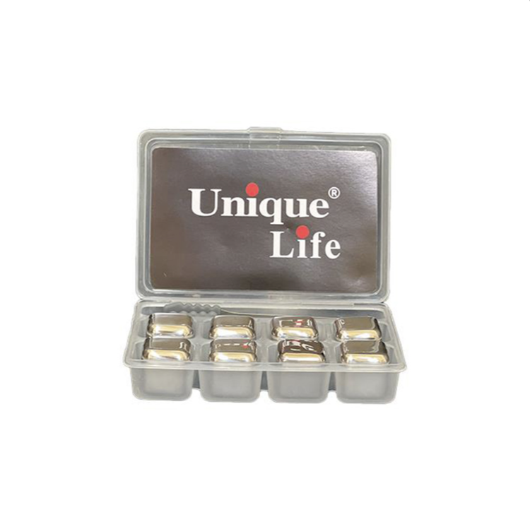 یخ استیل 8عددی مکعبی برند unique life به همراه انبر و جعبه نگهدارنده