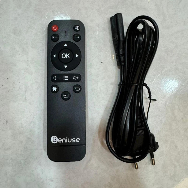 ویدئو پروژکتور قابل حمل HY303 مدل TS-3 – کیفیت 720P نیتیو، پشتیبانی 4K، مناسب سینما خانگی